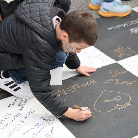 Pre-Race Track Pass track signing