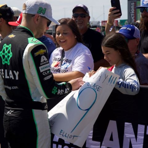 Byron autographs